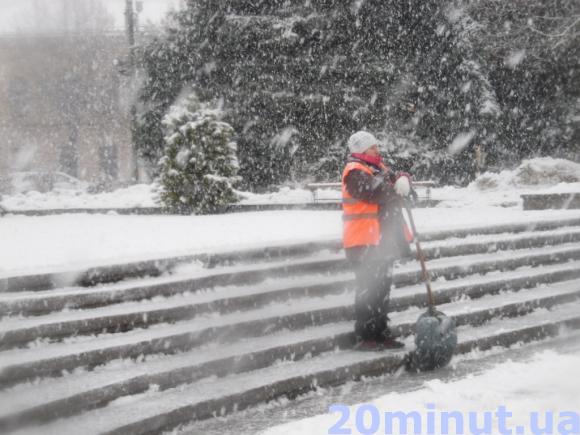 Зима прийшла в Житомир за розкладом (Фоторепортаж), фото №16 на сайті 20minut.ua