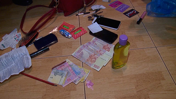 16-річна проститутка лягла під двох чоловіків, щоб прогодувати дитину, фото №1 на сайті 20minut.ua