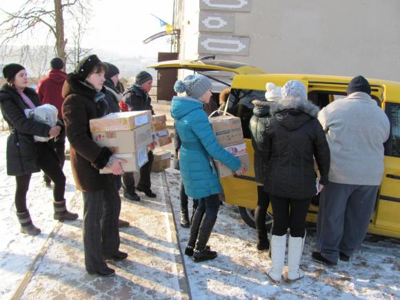 Для вояків АТО спекли 5500 пампухів, фото №1 на сайті 20minut.ua