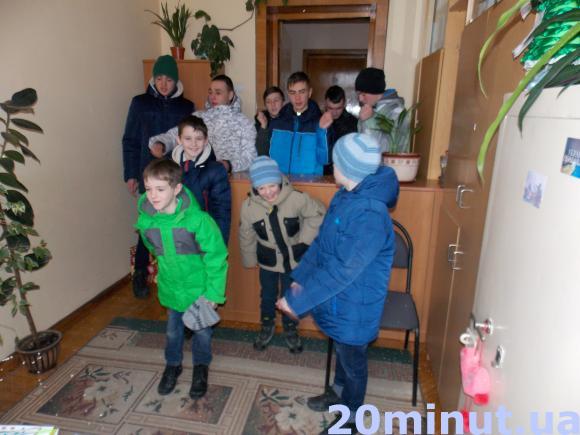 Лише один посадовець в Тернополі дозволив засіяти сиротам удома, фото №1 на сайті 20minut.ua