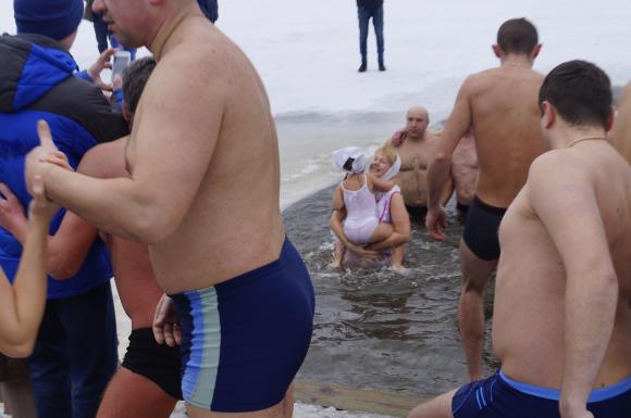 На Бригантині матюкались, хрестились і лізли в воду, фото №6 на сайті 20minut.ua