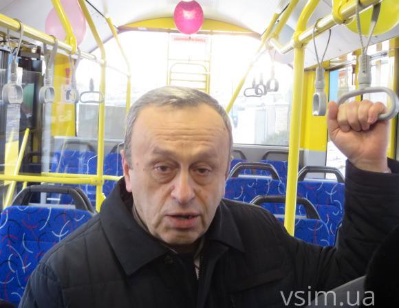 Плюс два тролейбуси: від сьогодні хмельничан возять нові "Богдани", фото №2 на сайті vsim.ua