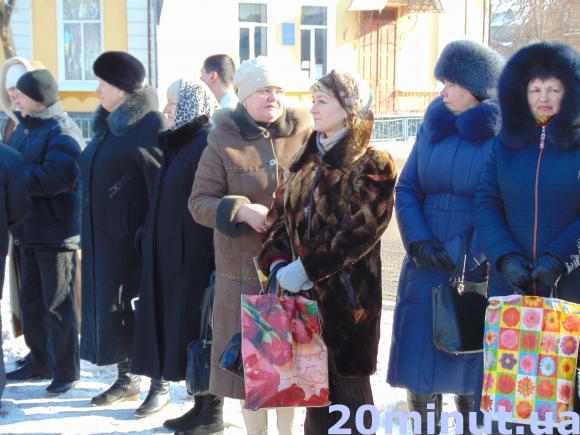 У День Соборності житомиряни об'єдналися у «живий ланцюг». Фоторепортаж, фото №3 на сайті 20minut.ua