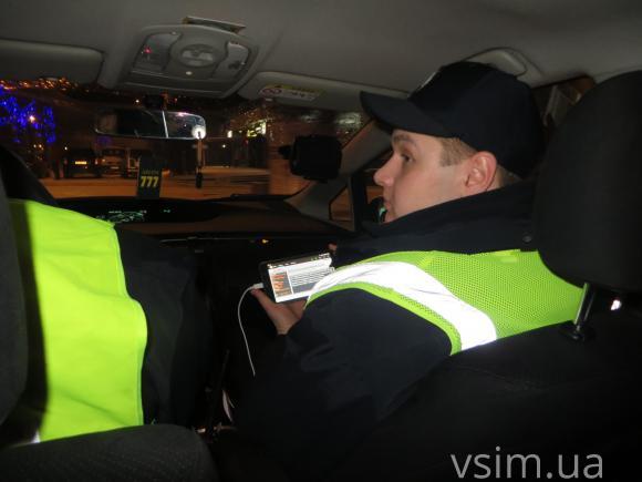 Журналістка «ВСІМ» провела нічне патрулювання з новою поліцією Хмельницького, фото №3 на сайті vsim.ua
