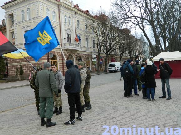 Активістів “Правого Сектора” із Прикарпаття допитуватимуть в Тернополі, фото №2 на сайті 20minut.ua