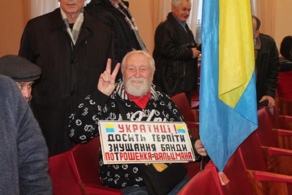 Чи вчеплять на Маліновського браслет? Пенсіонери обурені ухвалою суду, фото №5 на сайті 20minut.ua