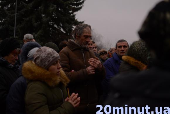«Герої не вмирають!» У Кам’янці відбувся мітинг-реквієм вшанування пам’яті Небесної Сотні, фото №3 на сайті 20minut.ua