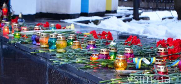 Хмельничани пройшли маршем в пам’ять про Героїв Небесної Сотні на сайті vsim.ua Хмельничани пройшли маршем в пам’ять про Героїв Небесної Сотні, фото №15 на сайті vsim.ua