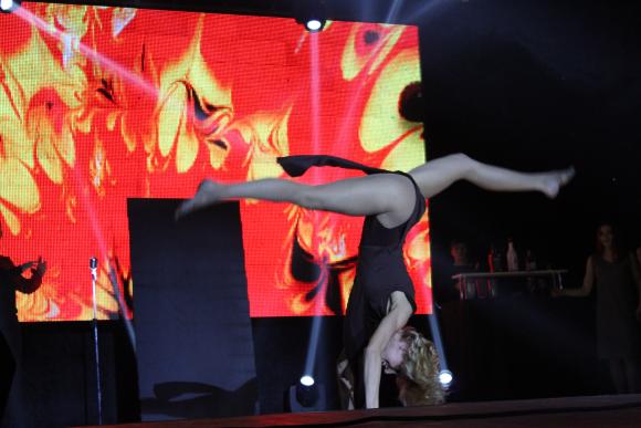 Що відбувалося  на арт-шоу ”Кохання врятує світ” 14 лютого, фото №8 на сайті 20minut.ua