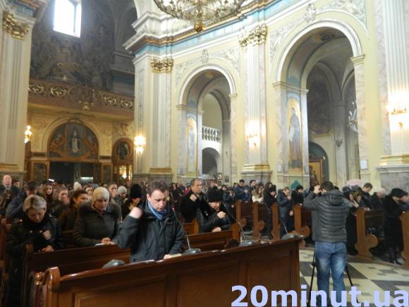 Тернопіль помолився за загиблого торік бійця АТО Сашка Орляка, фото №2 на сайті 20minut.ua