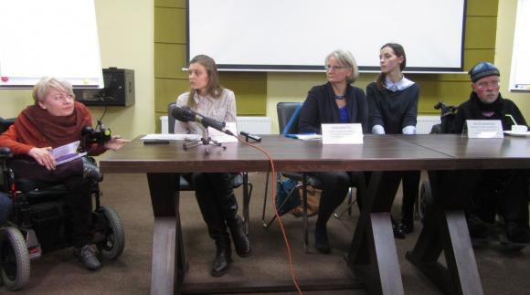 У Вінниці інвалідів переселенців навчають захищати власні права, фото №4 на сайті 20minut.ua