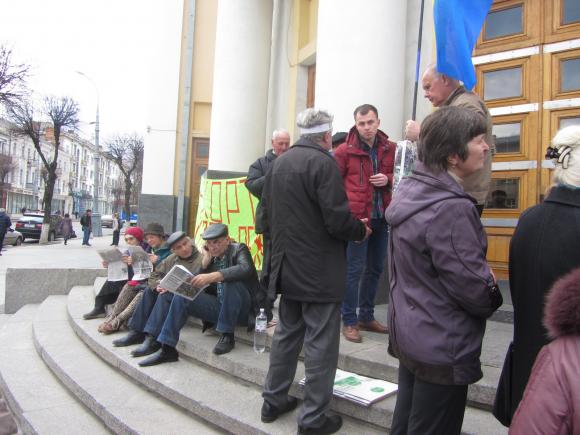 Адвокат Хорта Валерій Палій оголосив голодування під ОДА, фото №4 на сайті 20minut.ua