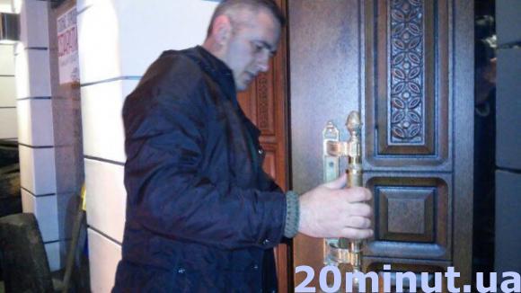 Активісти не задоволені відстороненням Шевцова,  вимагають його звільнення, фото №16 на сайті 20minut.ua