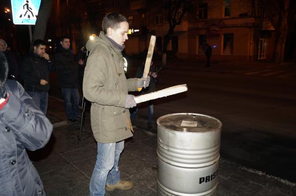 Автомайдан пообіцяв перекривати дороги поки Шевцов не піде у відставку, фото №3 на сайті 20minut.ua