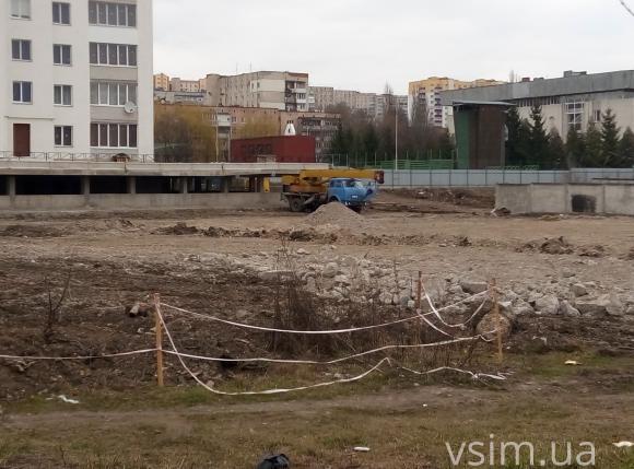Для економії грошей та часу поліцейських міська рада віддала землю під парковку, фото №3 на сайті vsim.ua