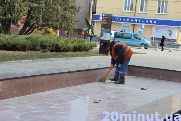 Фото дня: "Сльози Гронського" готують до відкриття сезону, фото №1 на сайті 20minut.ua