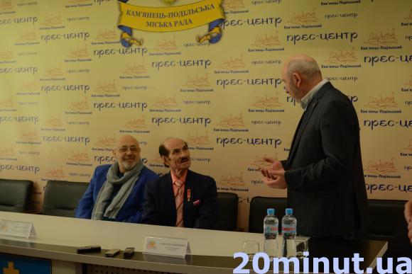 Григорій Чапкіс знайомився із кам'янчанами. Розповів про здоров'я нації, жіночу красу та Сталіна, фото №1 на сайті 20minut.ua