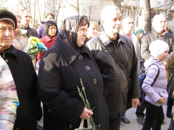 Меморіальну дошку Олександру Капіносу відкрили у Вінниці у його день народження, фото №8 на сайті 20minut.ua