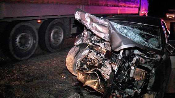 Під Вінницею сталася смертельна аварія. Рятувальники вирізали з “БМВ” загиблих батьків водія на сайті 20minut.ua Під Вінницею сталася смертельна аварія. Рятувальники вирізали з “БМВ” загиблих батьків водія, фото №2 на сайті 20minut.ua