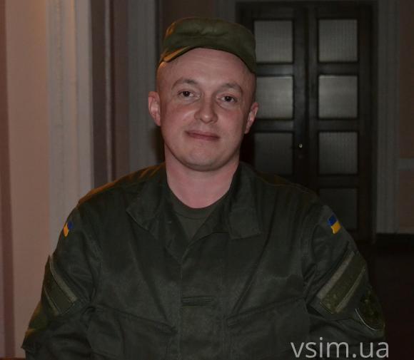 В посиленому режимі та з хорошою зарплатою бійці Нацгвардії «білий дім» охороняють, фото №2 на сайті vsim.ua