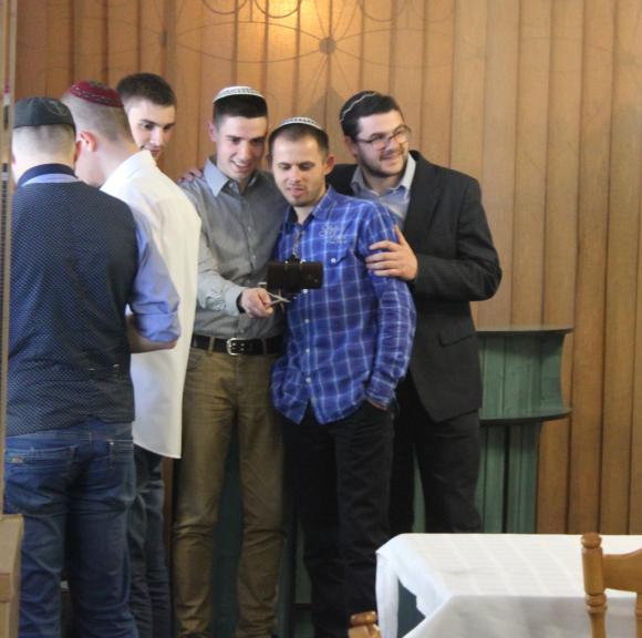 Еврейский пасхальный Седер: что символизируют кушанья на тарелке, фото №4 на сайті 20minut.ua