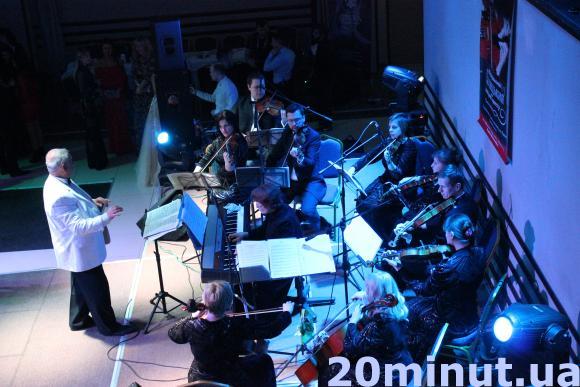 На віденському балу збирали кошти на АТО та вчили тернополян танцювати вальс, фото №12 на сайті 20minut.ua