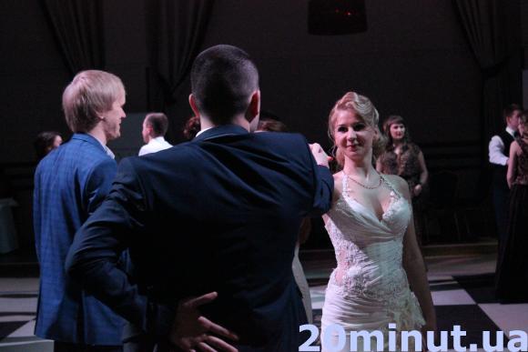 На віденському балу збирали кошти на АТО та вчили тернополян танцювати вальс, фото №9 на сайті 20minut.ua