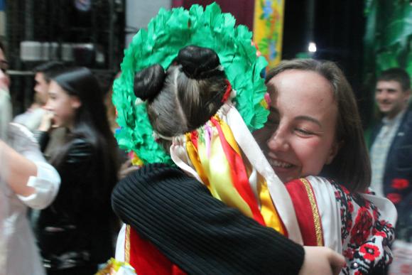 На ювілейному концерті 17 «барвінчат» станцювали свій випускний танок, фото №4 на сайті 20minut.ua