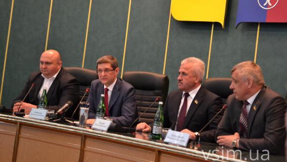 Олександр Корнійчук став головою Хмельницької ОДА, фото №1 на сайті vsim.ua