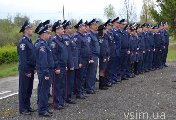 Подалі від людей та в старій формі. Хмельницькі поліцейські склали присягу, фото №1 на сайті vsim.ua