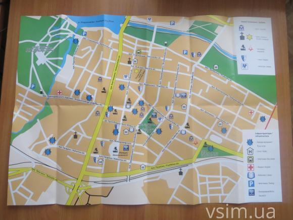 У Хмельницькому представили двомовний путівник та паспорт мандрівника, фото №2 на сайті vsim.ua