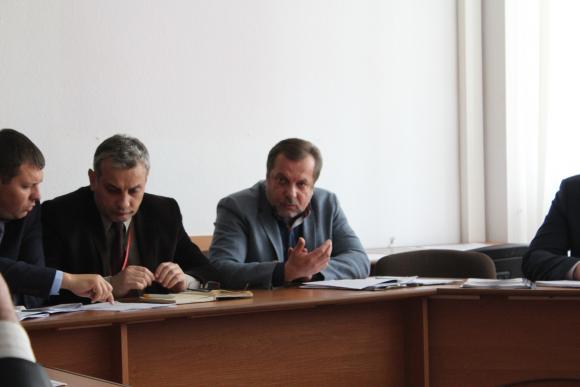 Влада з мешканцями Академічного досі не вирішили долю кладовища, фото №2 на сайті 20minut.ua