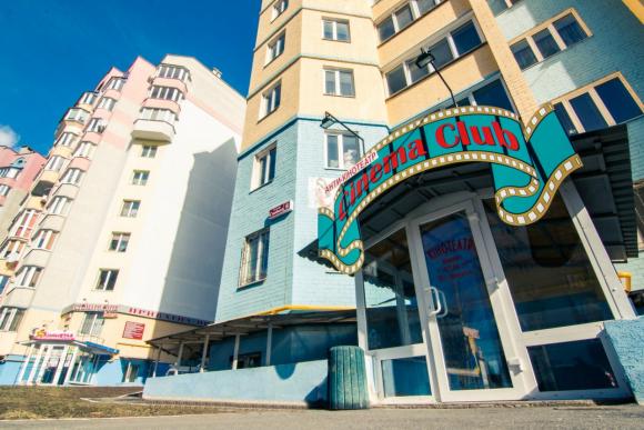 Бізнес у кризу: колишній боєць АТО відкрив сімейний кінотеатр, фото №1 на сайті 20minut.ua