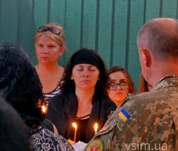 Хмельничани попрощалися з комбатом, який загинув на Донбасі, фото №3 на сайті vsim.ua
