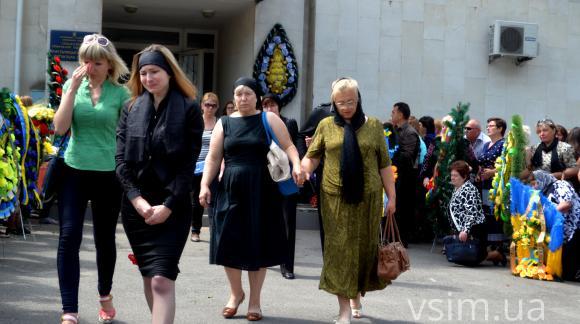 Хмельничани попрощалися з комбатом, який загинув на Донбасі, фото №5 на сайті vsim.ua