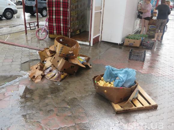 Наслідки зливи у Хмельницькому: від зіпсованих продуктів до затоплених балконів, фото №4 на сайті vsim.ua