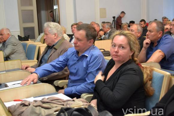 Олександр Корнійчук прозвітував перед хмельничанами. Пообіцяв пройти поліграф, фото №1 на сайті vsim.ua