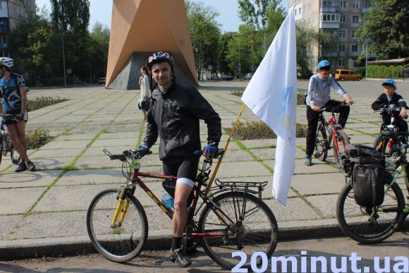 Півтори сотні велосипедистів пустилися у пробіг навколо Вінниці, фото №1 на сайті 20minut.ua