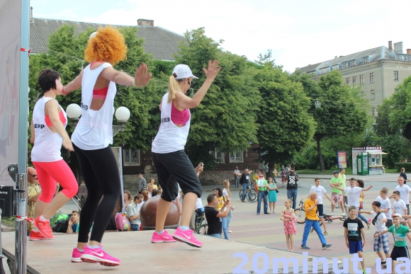 Спортивний фестиваль "Рухаємо Тернопіль". Як це було на сайті 20minut.ua Спортивний фестиваль "Рухаємо Тернопіль". Як це було, фото №1 на сайті 20minut.ua