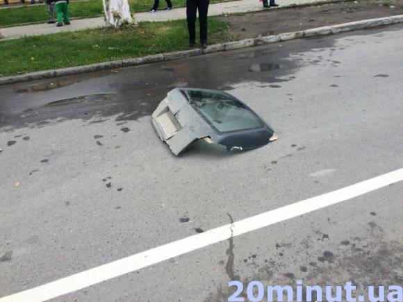 У Кам’янці-Подільському сталася ДТП за участю авто поліції. ОНОВЛЕНО, фото №4 на сайті 20minut.ua