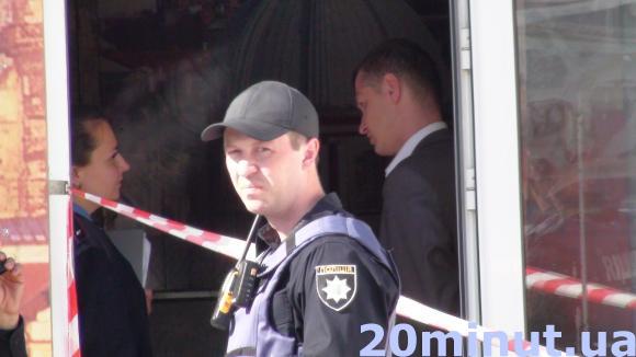 У Житомирі посеред білого дня вбили чоловіка. Фото. Відео, фото №3 на сайті 20minut.ua