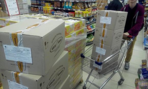 В «Еко Маркеті» вінничанин не зміг обміняти 14 ящиків прострочених сухарів, фото №1 на сайті 20minut.ua