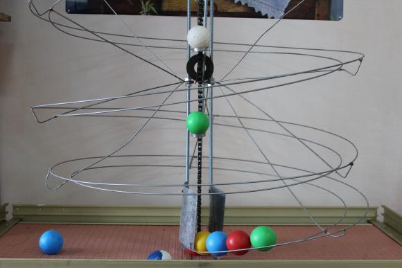 В музеї винахідника працюють вітряки та фабрика з пакування цукерок, фото №4 на сайті 20minut.ua