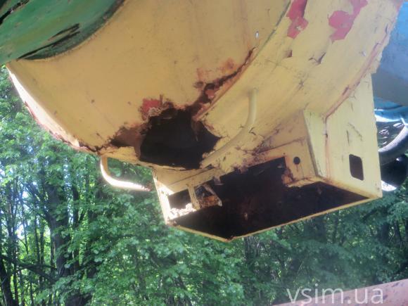 В парку Чекмана "розсипаються" скульптури Миколи Мазура, фото №2 на сайті vsim.ua