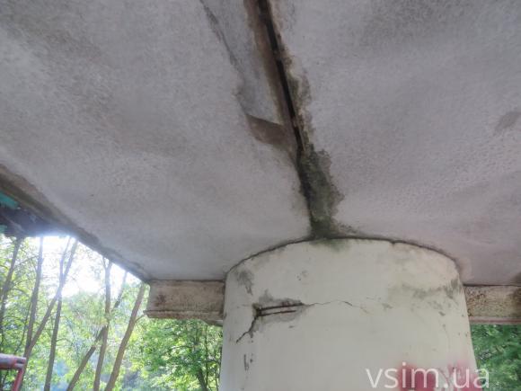 В парку Чекмана "розсипаються" скульптури Миколи Мазура, фото №4 на сайті vsim.ua