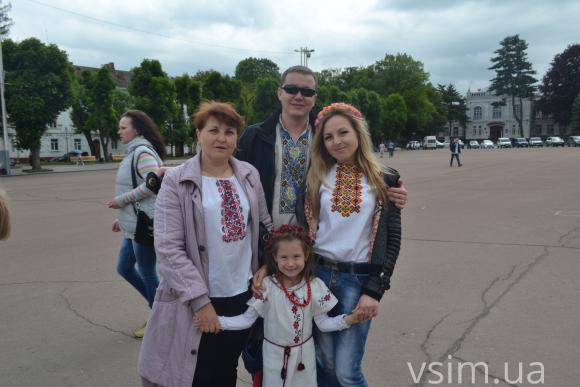 Як у Хмельницькому святкують День вишиванки: всі події, фото №4 на сайті vsim.ua