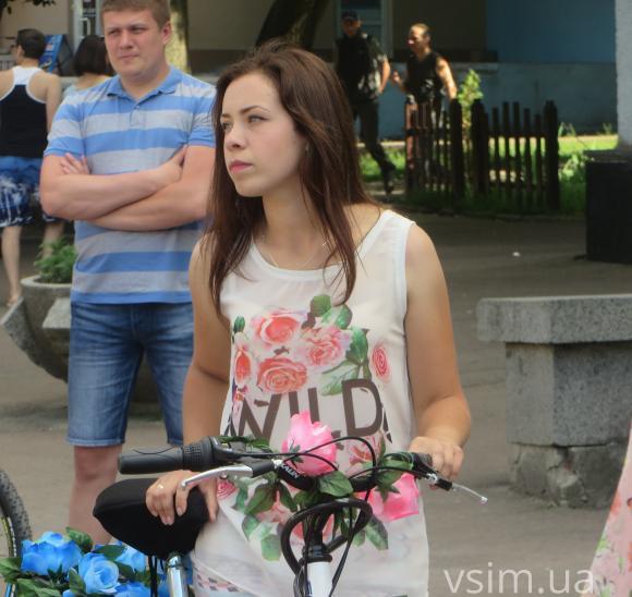 Дуже по-дівочому: хмельничанки у рожевому зібрались на велопараді, фото №9 на сайті vsim.ua