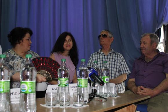 Грандіозне святкове дійство і театралізовані номери у виконанні 10 театралів-ювілярів – 24 червня в Житомирі відбудеться закриття 72-го театрального сезону, фото №2 на сайті 20minut.ua
