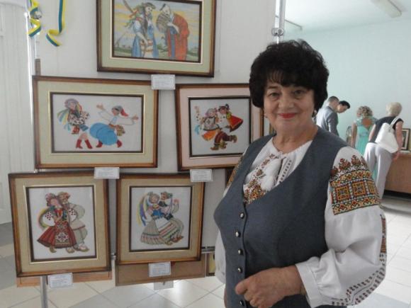 Лікар з Тернополя Ганна Слівінська вишила майже 200 картин, фото №1 на сайті 20minut.ua