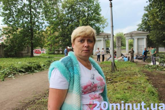 Містяни з електрокосами VS зарості “Хіміка”: таким чистим парк ще не був, фото №2 на сайті 20minut.ua